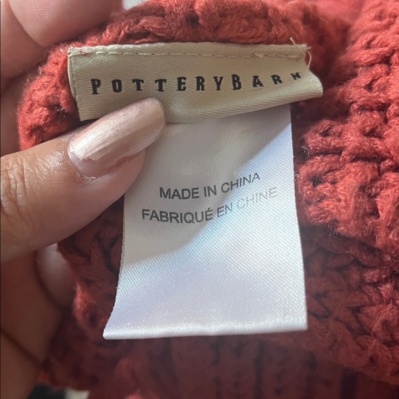 Pottery Barn woven blanket with tassels - Picture 5 of 6